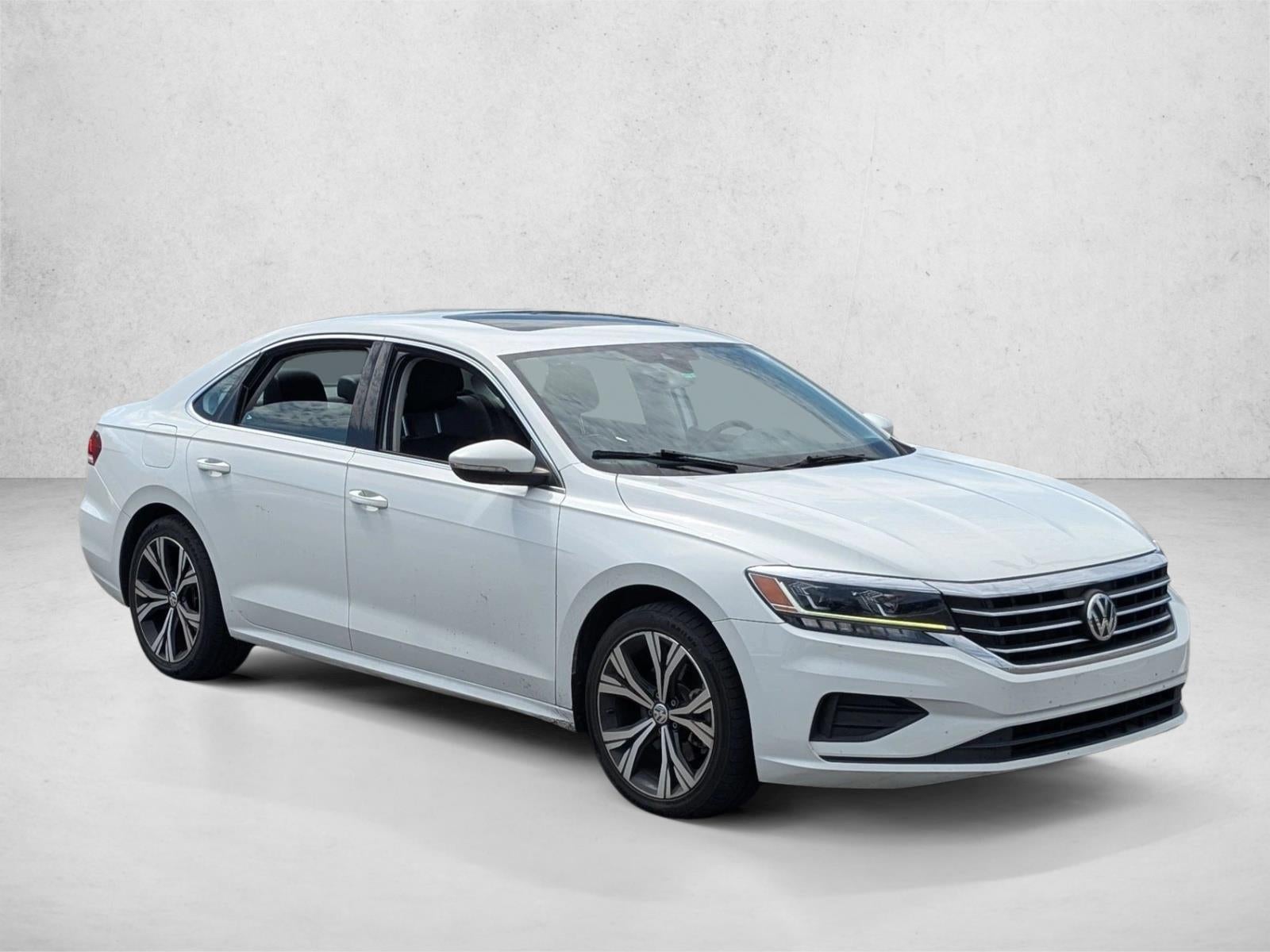 2022 Volkswagen Passat 2.0T SE Auto