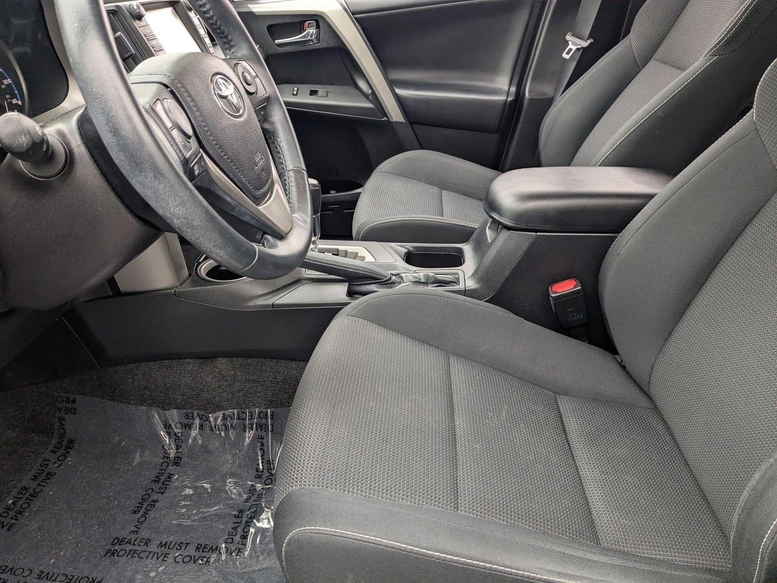 2018 Toyota RAV4 XLE FWD (GS)