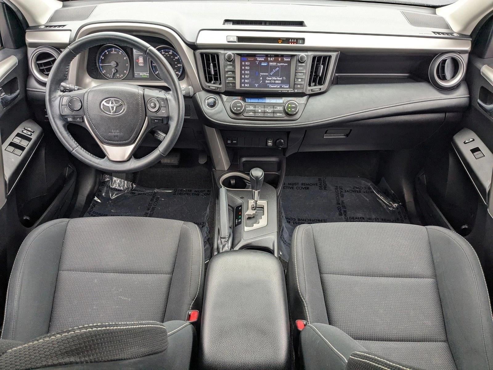 2018 Toyota RAV4 XLE FWD (GS)