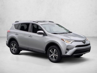 2018 Toyota RAV4 XLE FWD (GS)