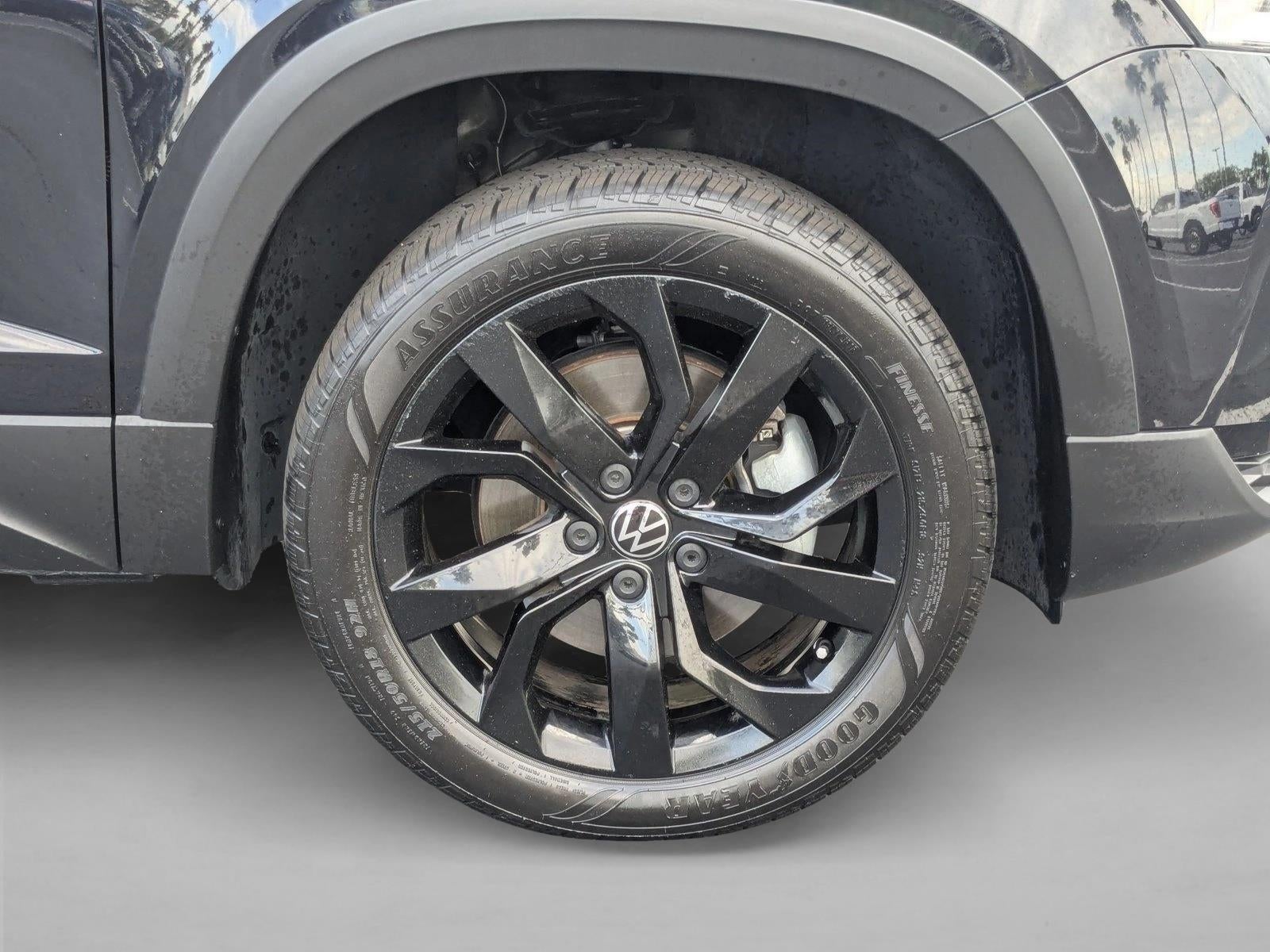 2022 Volkswagen Taos SE FWD