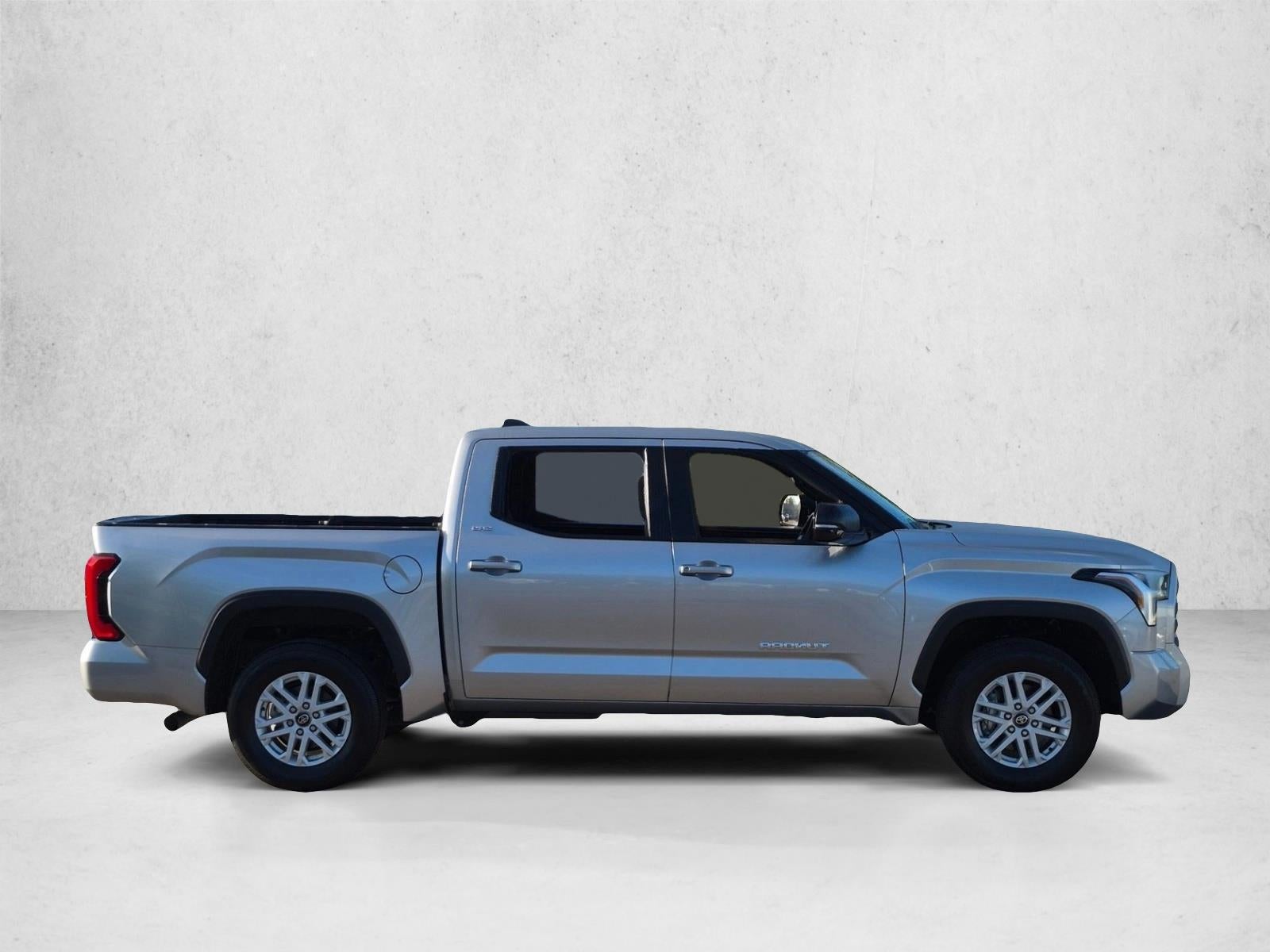 2025 Toyota Tundra 2WD 2WD SR5 CrewMax 5.5' Bed (SE)