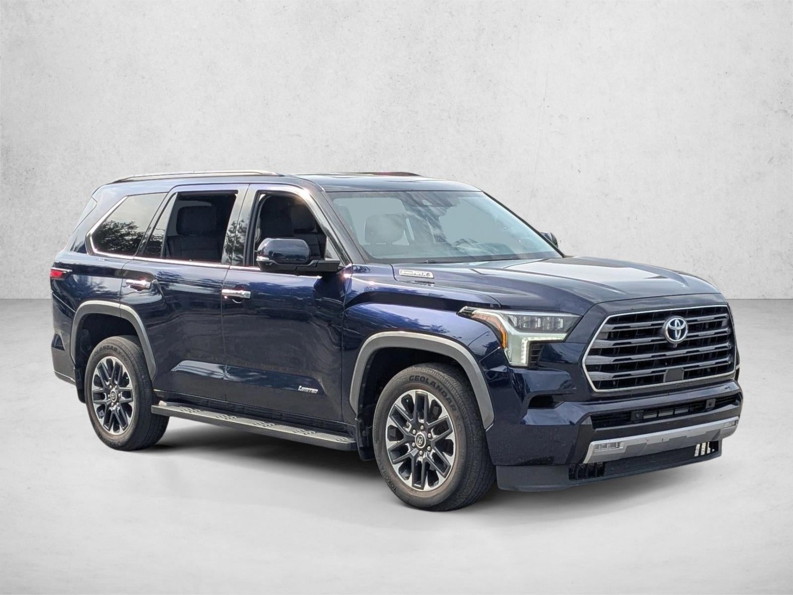 2023 Toyota Sequoia Limited 4WD (SE)