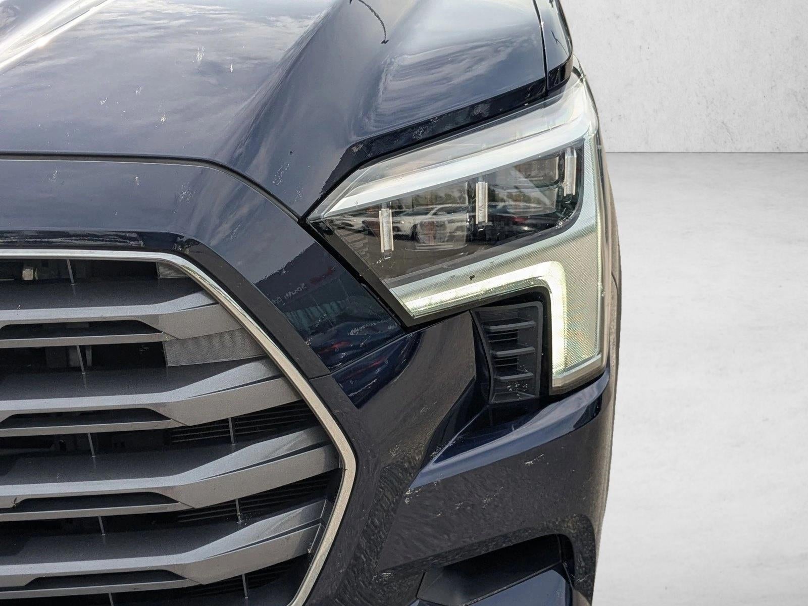 2023 Toyota Sequoia Limited 4WD (SE)