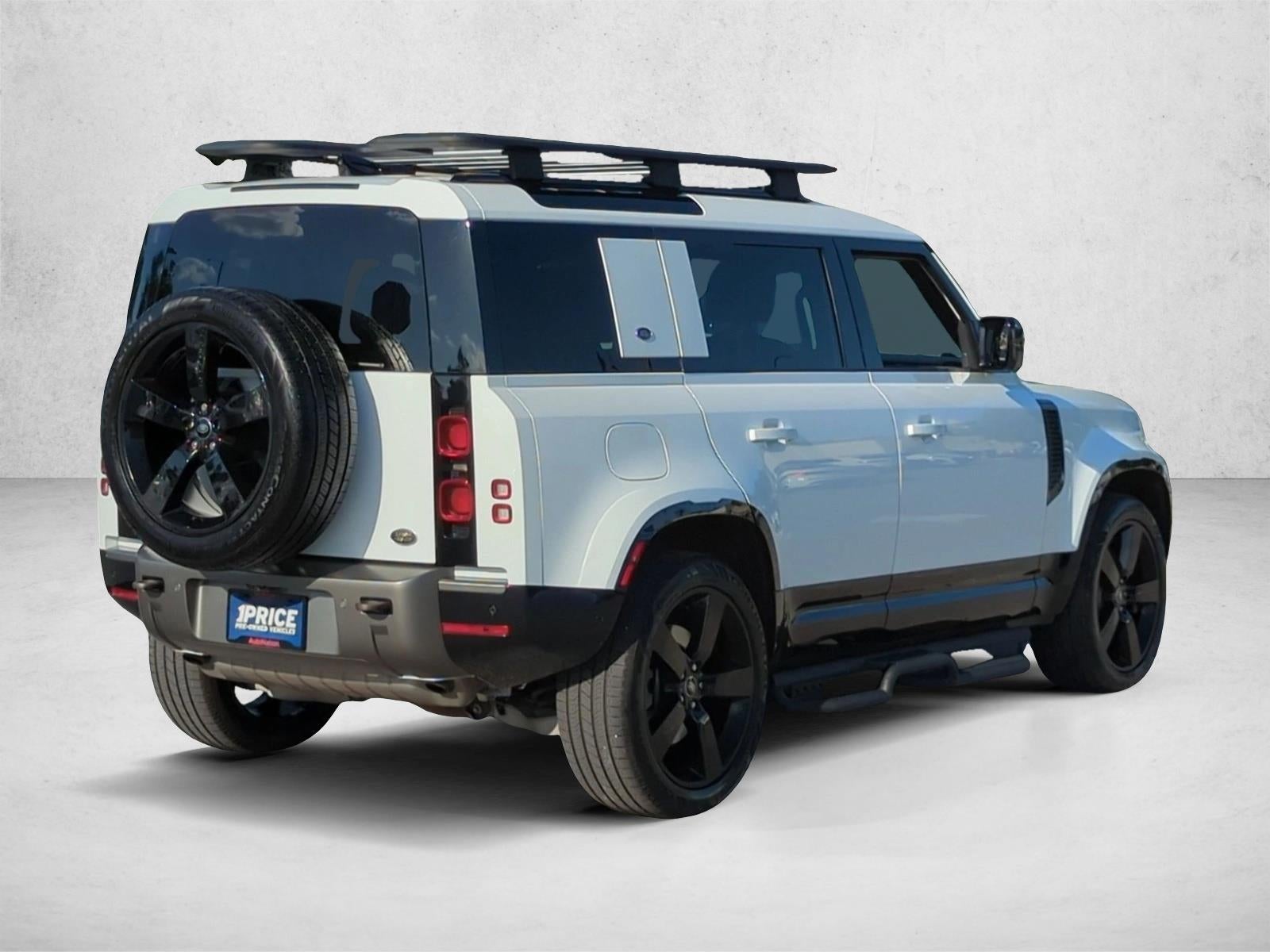 2022 Land Rover Defender 110 X-Dynamic SE AWD