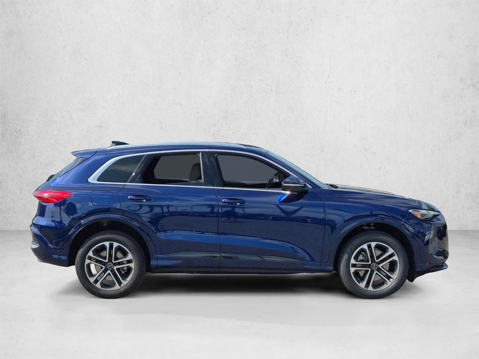 2025 Audi Q5 Premium 2.0 TFSI quattro