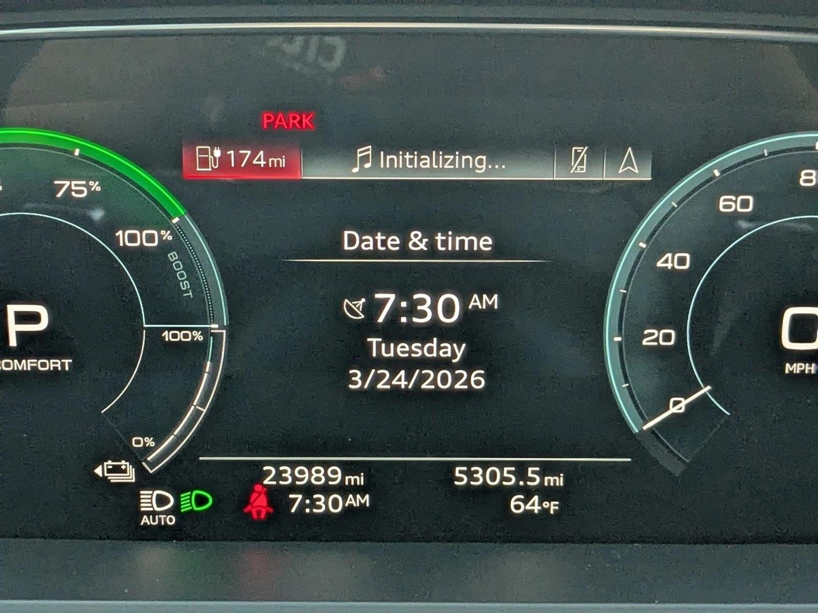 2024 Audi Q8 e-tron Premium Plus quattro