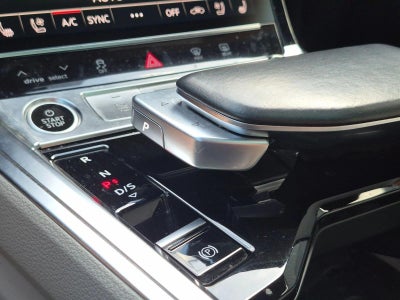2024 Audi Q8 e-tron Prestige quattro
