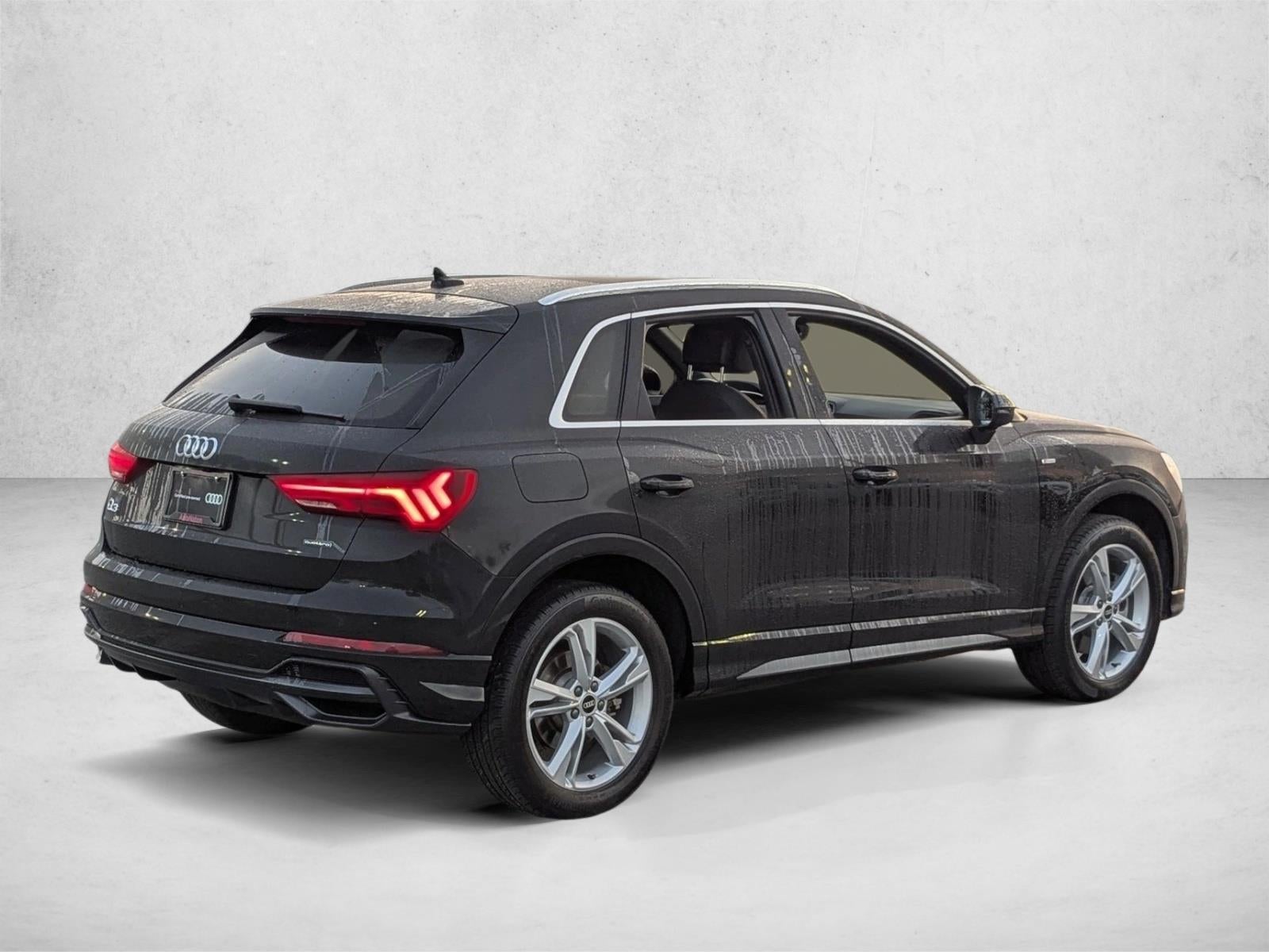 2022 Audi Q3 S line Premium Plus 45 TFSI quattro
