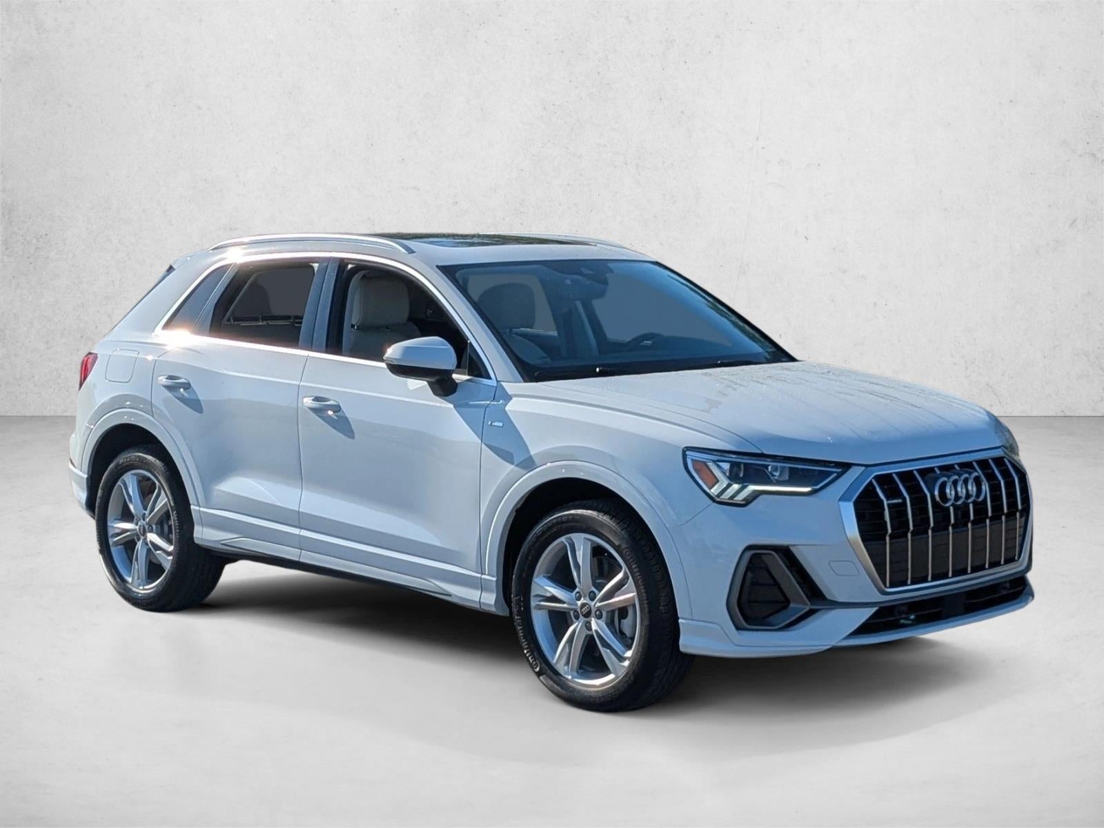 2024 Audi Q3 S line Premium Plus 45 TFSI quattro