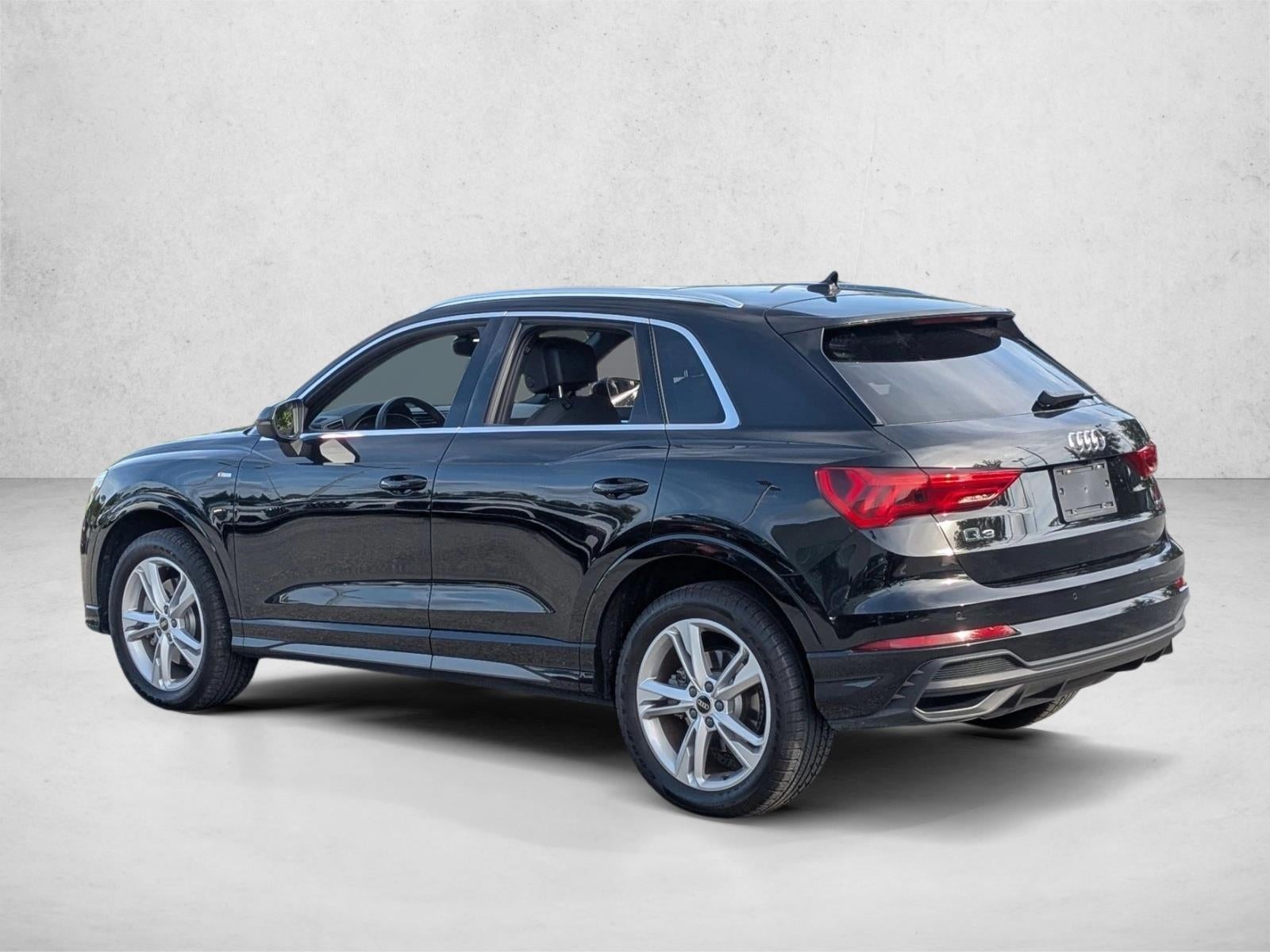2023 Audi Q3 S line Premium Plus 45 TFSI quattro