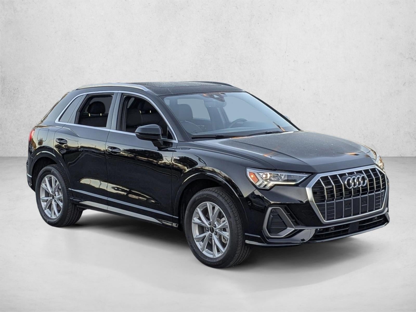 2025 Audi Q3 S line Premium Plus 45 TFSI quattro