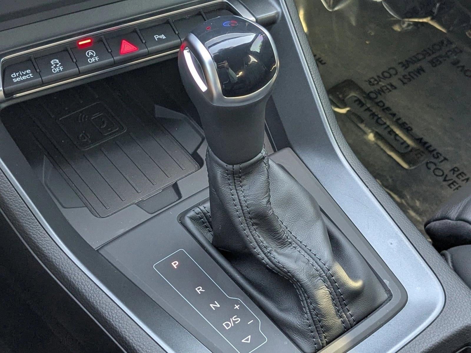2024 Audi Q3 S line Premium Plus 45 TFSI quattro
