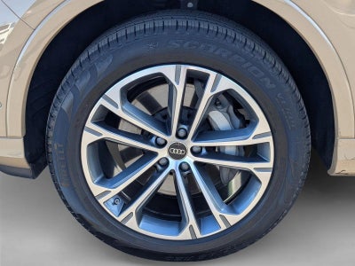 2025 Audi Q7 Premium Plus 45 TFSI quattro