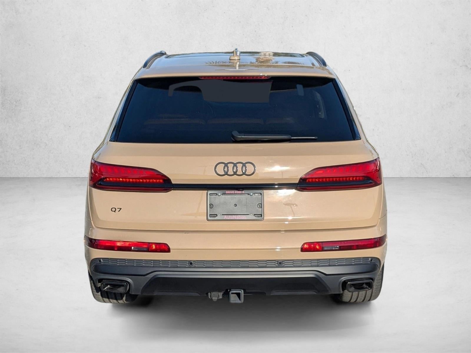 2025 Audi Q7 Premium Plus 45 TFSI quattro