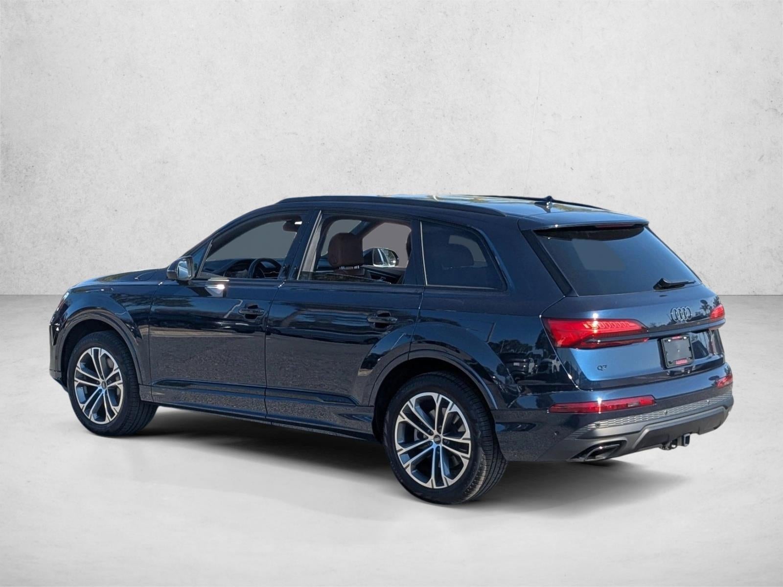 2025 Audi Q7 Premium Plus 45 TFSI quattro