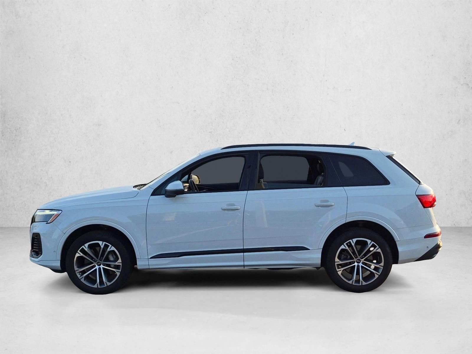 2025 Audi Q7 Premium Plus 45 TFSI quattro