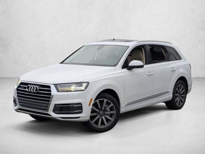 2019 Audi Q7 Premium Plus 45 TFSI quattro