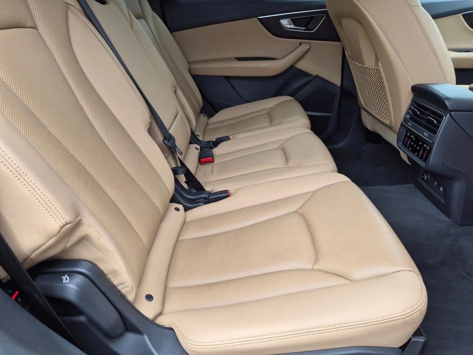 2021 Audi Q7 Premium Plus 45 TFSI quattro