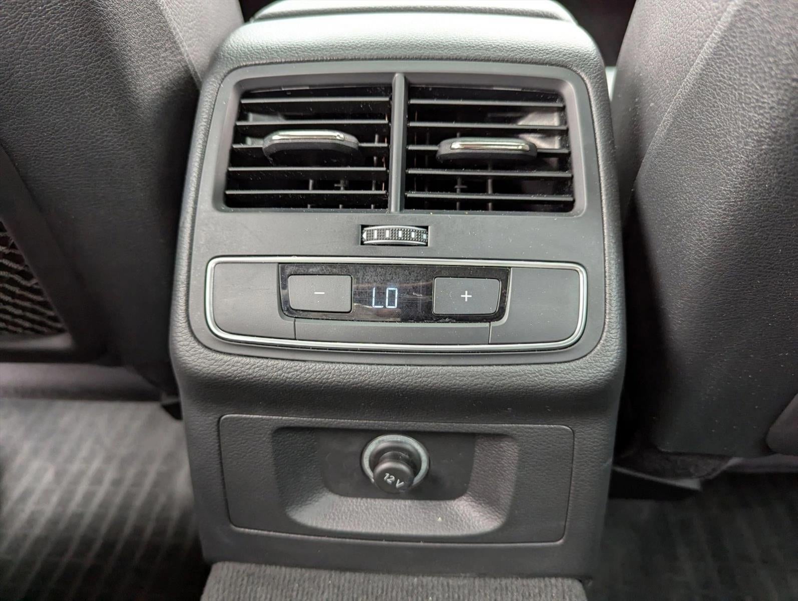 2017 Audi A4 2.0 TFSI Auto ultra Premium FWD