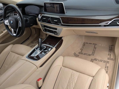 2020 BMW 740i Sedan