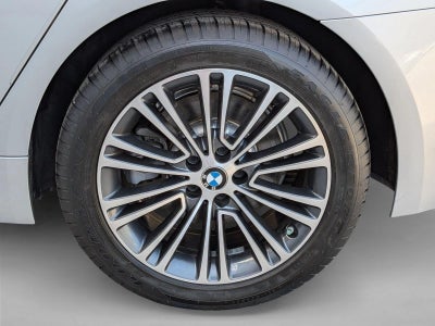 2019 BMW 530i xDrive Sedan