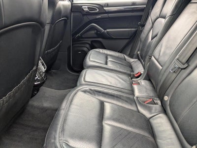 2017 Porsche Cayenne Platinum Edition AWD