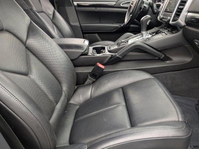 2017 Porsche Cayenne Platinum Edition AWD