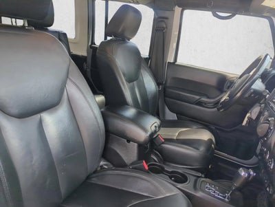 2015 Jeep Wrangler Unlimited 4WD 4dr Altitude