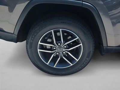 2020 Jeep Grand Cherokee Laredo E 4x2