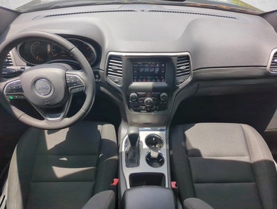 2019 Jeep Grand Cherokee Laredo 4x2