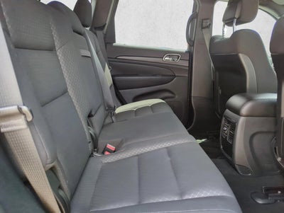 2019 Jeep Grand Cherokee Laredo 4x2