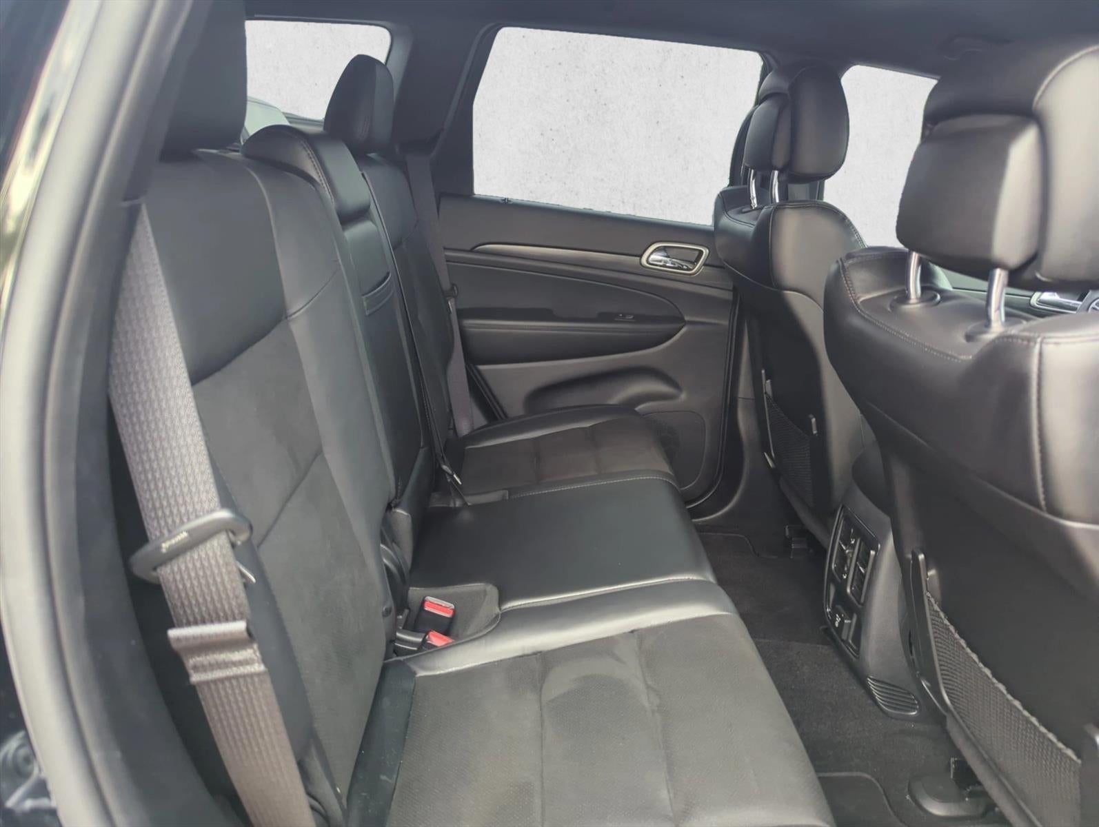 2019 Jeep Grand Cherokee Altitude 4x2