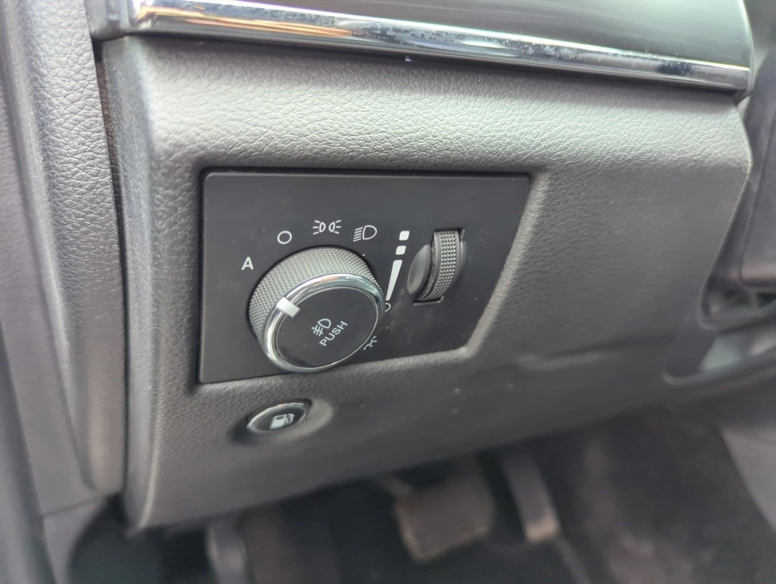 2019 Jeep Grand Cherokee Limited 4x2