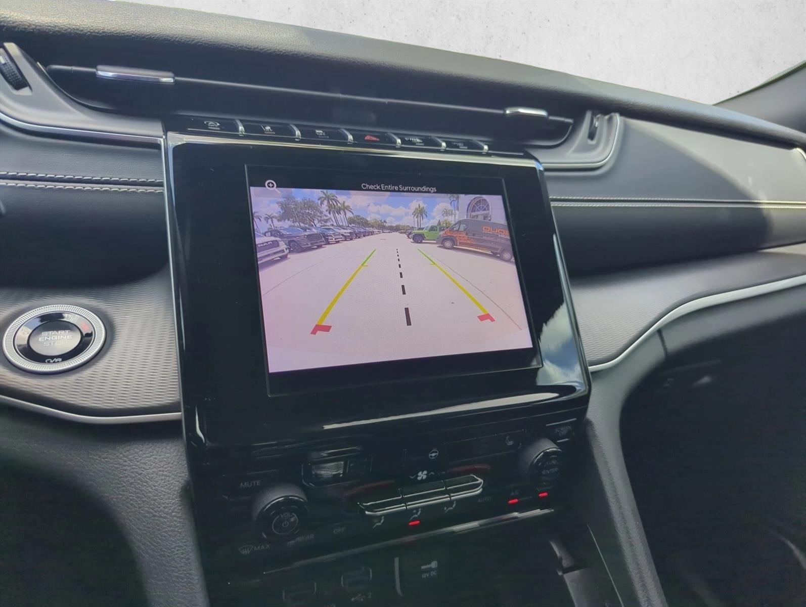 2024 Jeep Grand Cherokee Altitude 4x2