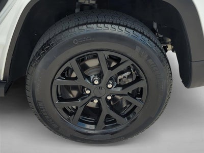 2024 Jeep Grand Cherokee Altitude 4x2