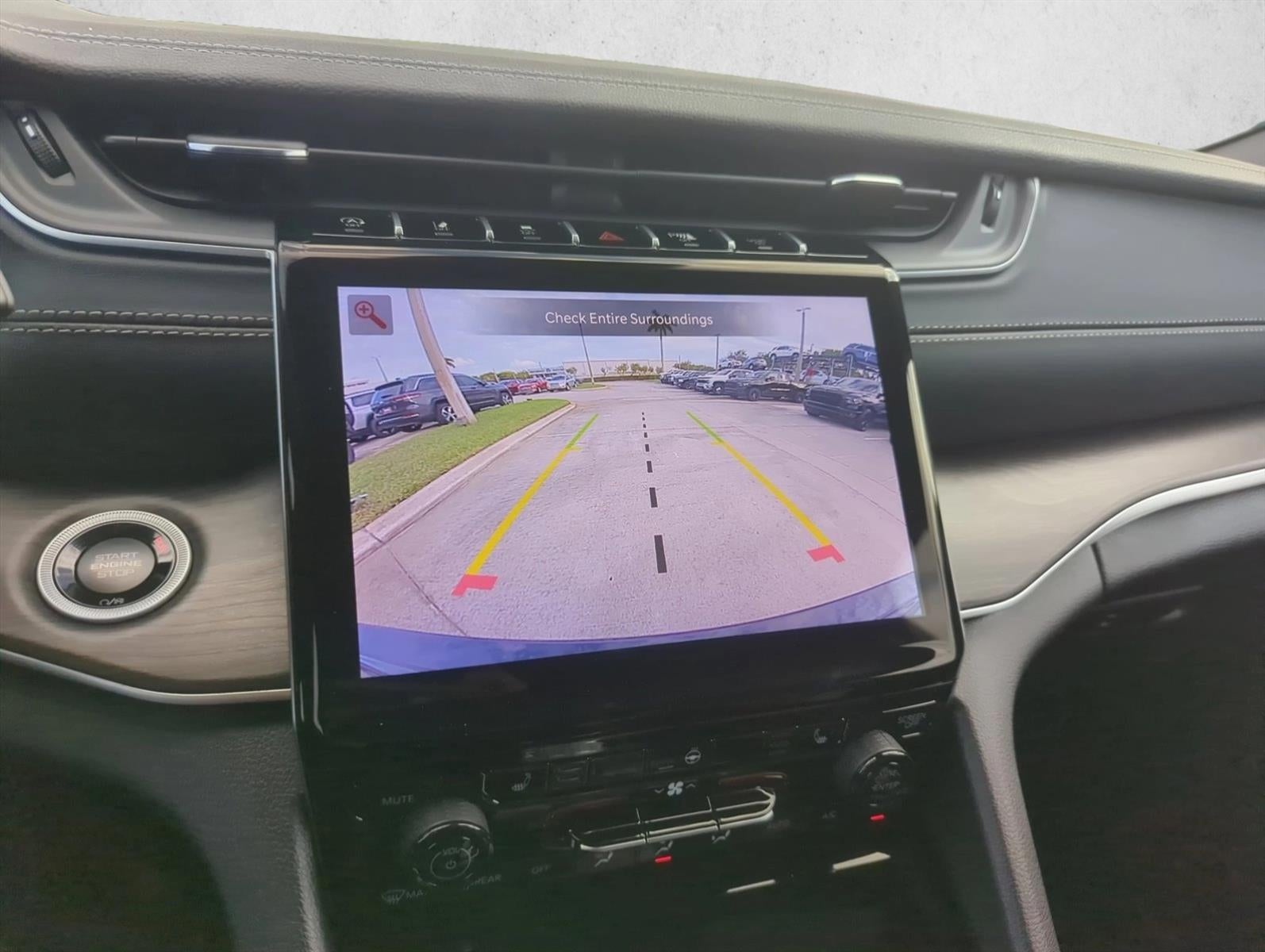 2025 Jeep Grand Cherokee Limited 4x2