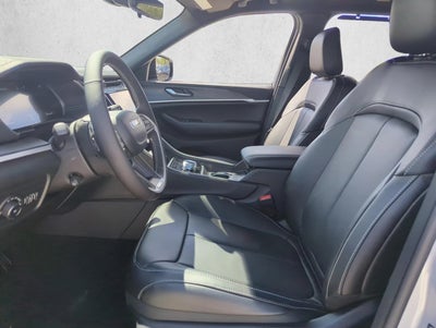 2025 Jeep Grand Cherokee Limited 4x2