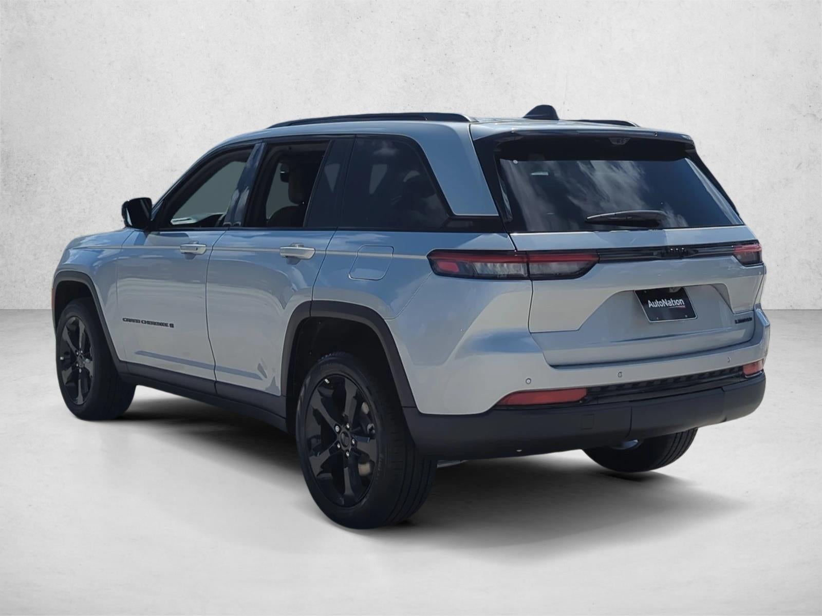 2025 Jeep Grand Cherokee Limited 4x2