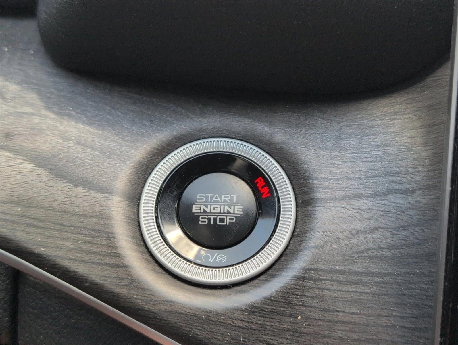 2025 Jeep Grand Cherokee Limited 4x2