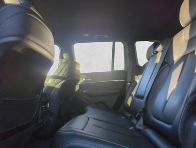 2025 Jeep Grand Cherokee Limited 4x2