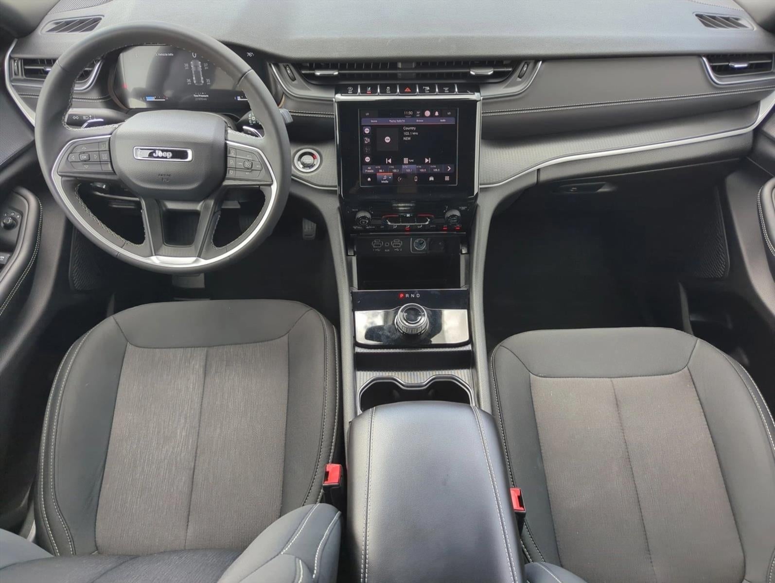 2024 Jeep Grand Cherokee Laredo 4x4
