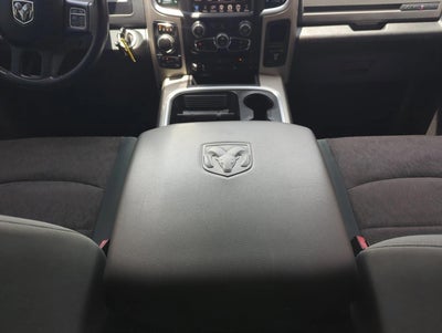 2016 RAM 1500 4WD Crew Cab 5.7 Ft Box Lone Star