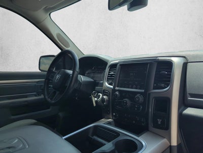 2016 RAM 1500 4WD Crew Cab 5.7 Ft Box Lone Star