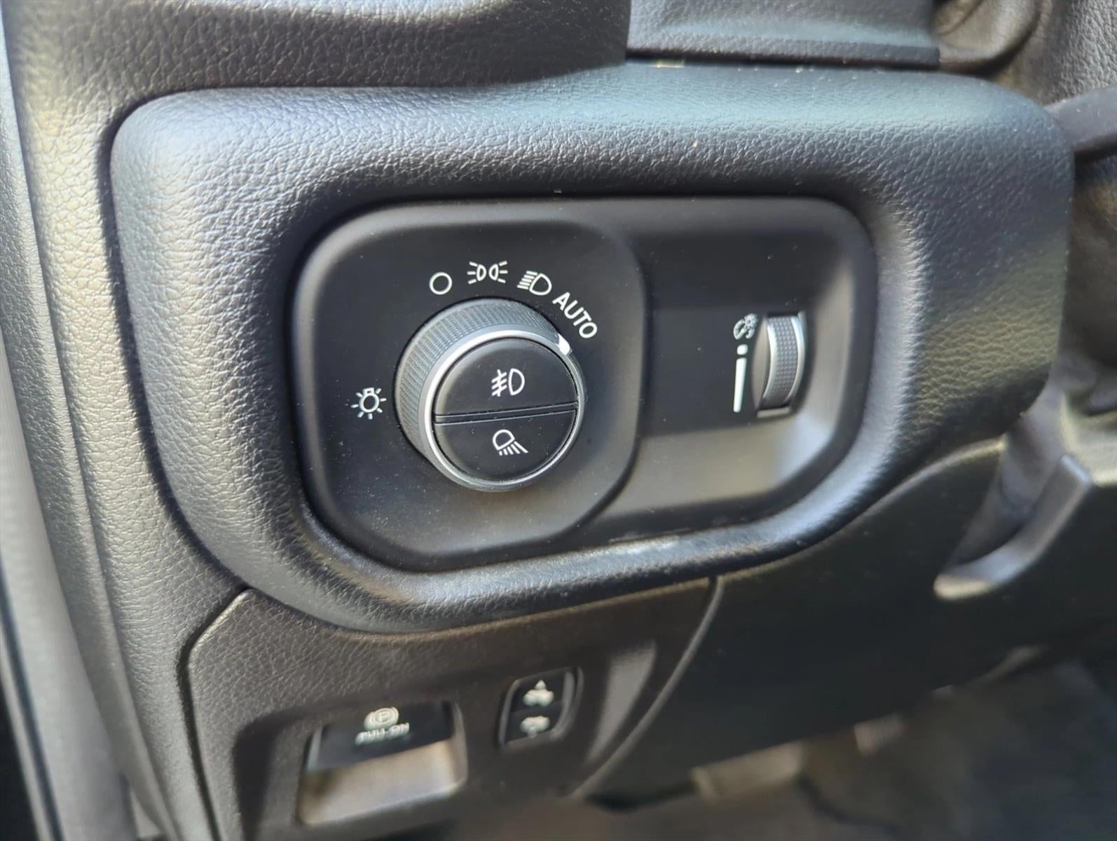 2021 RAM 1500 Big Horn 4x2 Quad Cab 6'4" Box