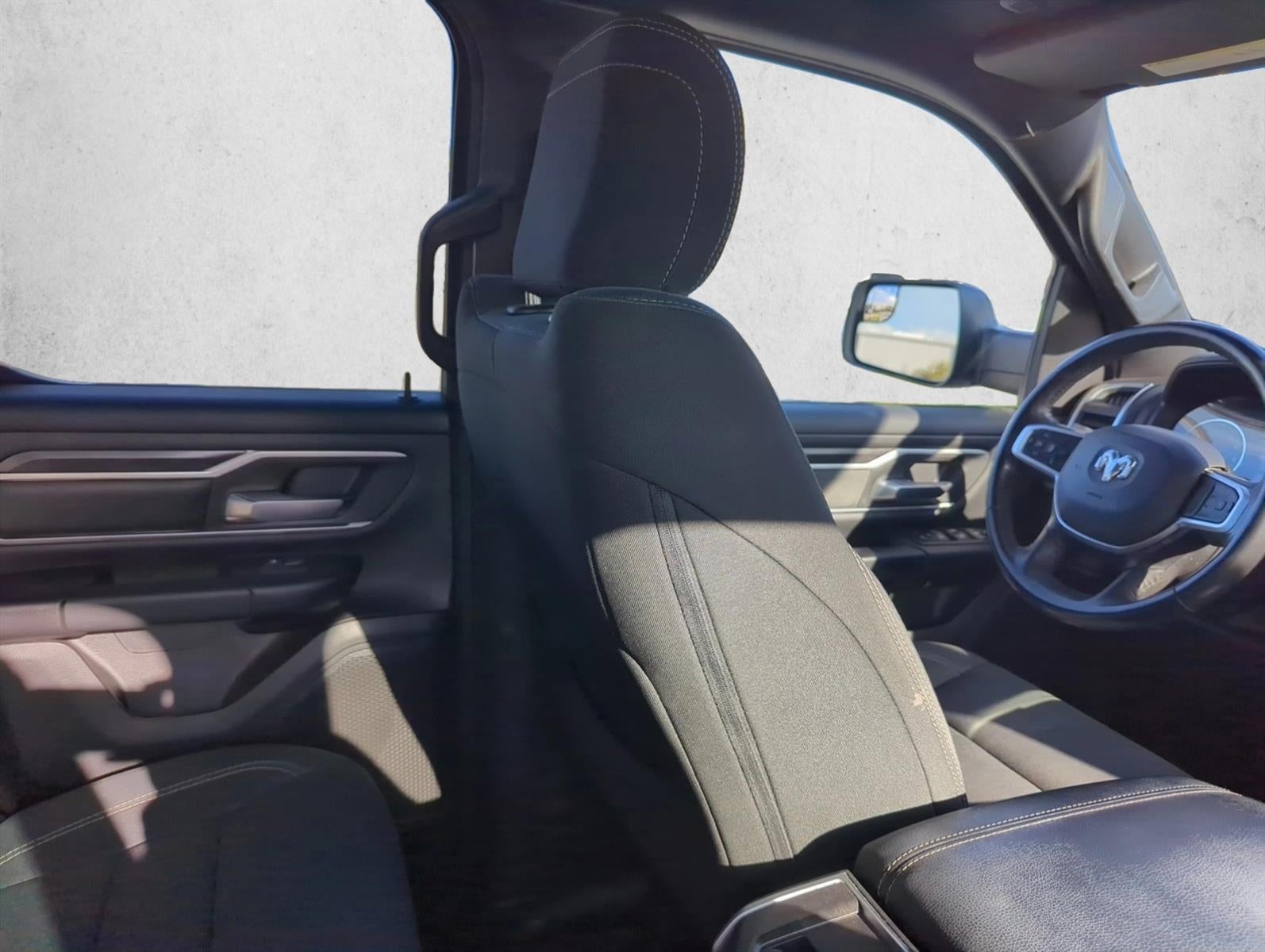 2022 RAM 1500 Big Horn 4x2 Quad Cab 6'4" Box