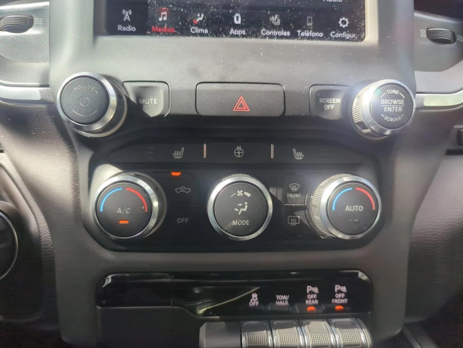 2021 RAM 1500 Big Horn 4x2 Crew Cab 5'7" Box