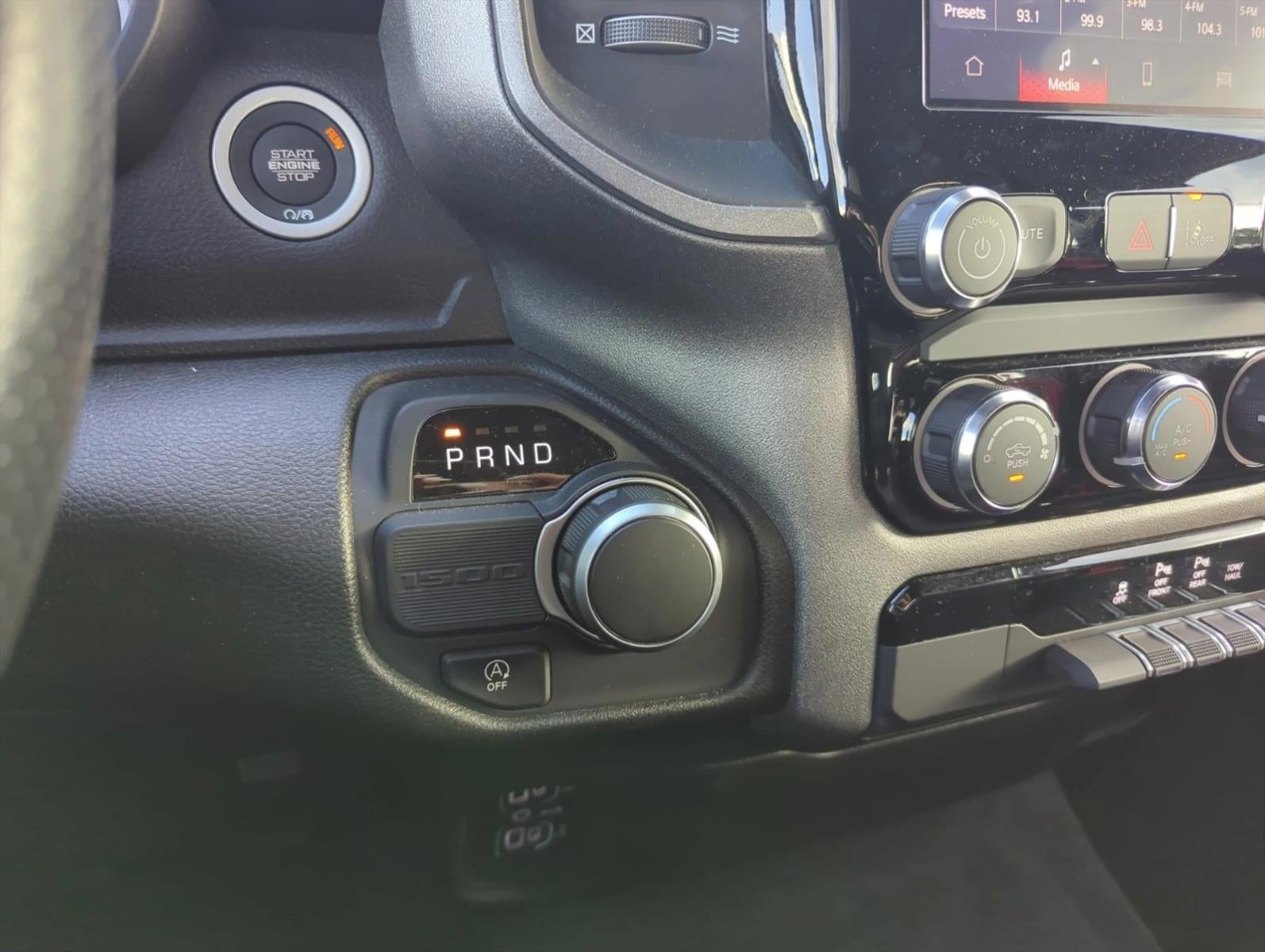 2025 RAM 1500 Tradesman 4x2 Crew Cab 5'7" Box