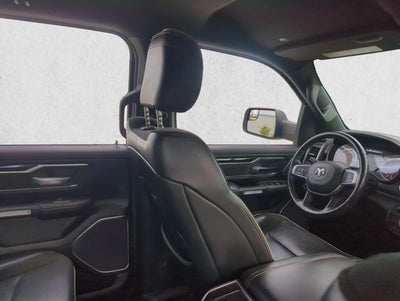 2019 RAM 1500 Laramie 4x2 Crew Cab 5'7" Box