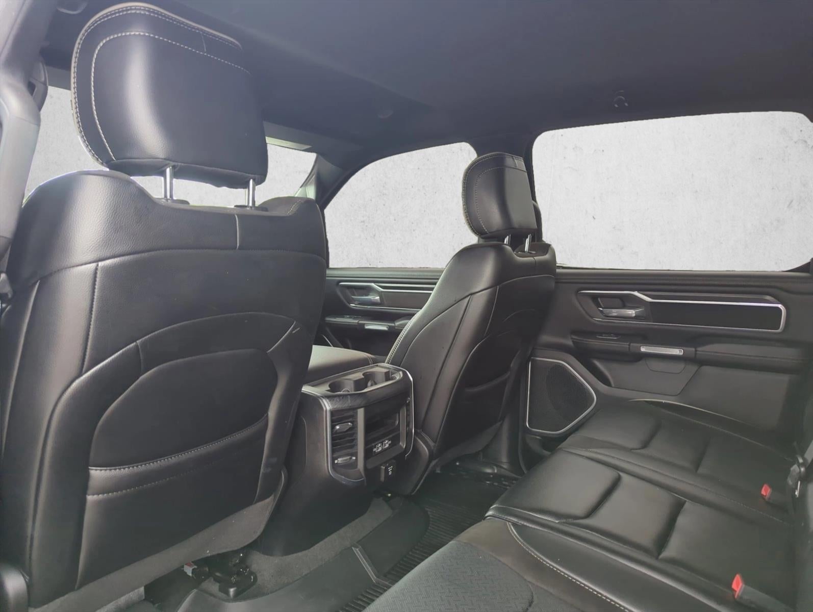 2023 RAM 1500 Laramie 4x2 Crew Cab 5'7" Box
